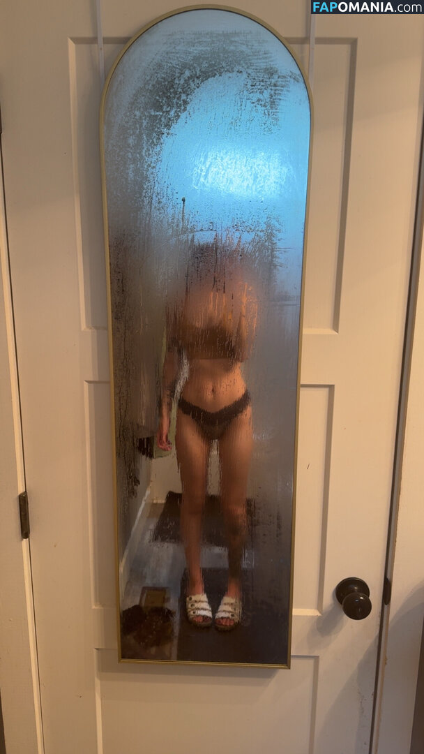 Beebee ASMR / beebeeasmr / beebeeasmr18 / beebeevip Nu OnlyFans  Foto vazada #401