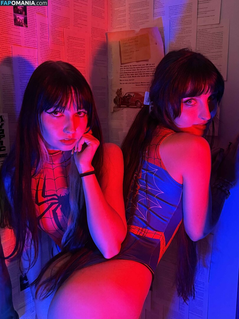 Beebee ASMR / beebeeasmr / beebeeasmr18 / beebeevip Nu OnlyFans  Foto vazada #418