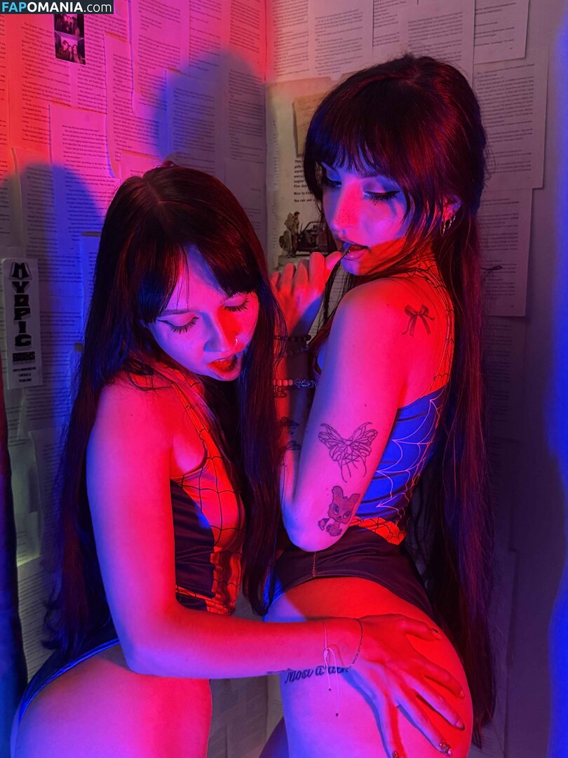 Beebee ASMR / beebeeasmr / beebeeasmr18 / beebeevip Nu OnlyFans  Foto vazada #423