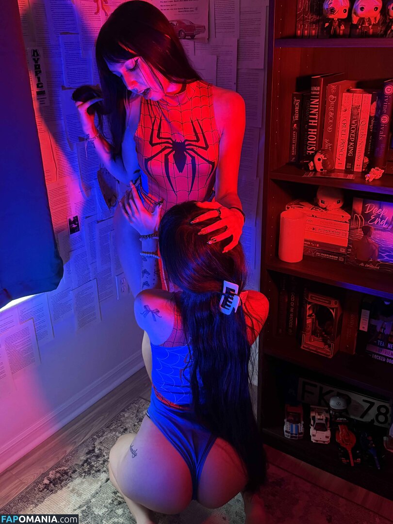 Beebee ASMR / beebeeasmr / beebeeasmr18 / beebeevip Nu OnlyFans  Foto vazada #431