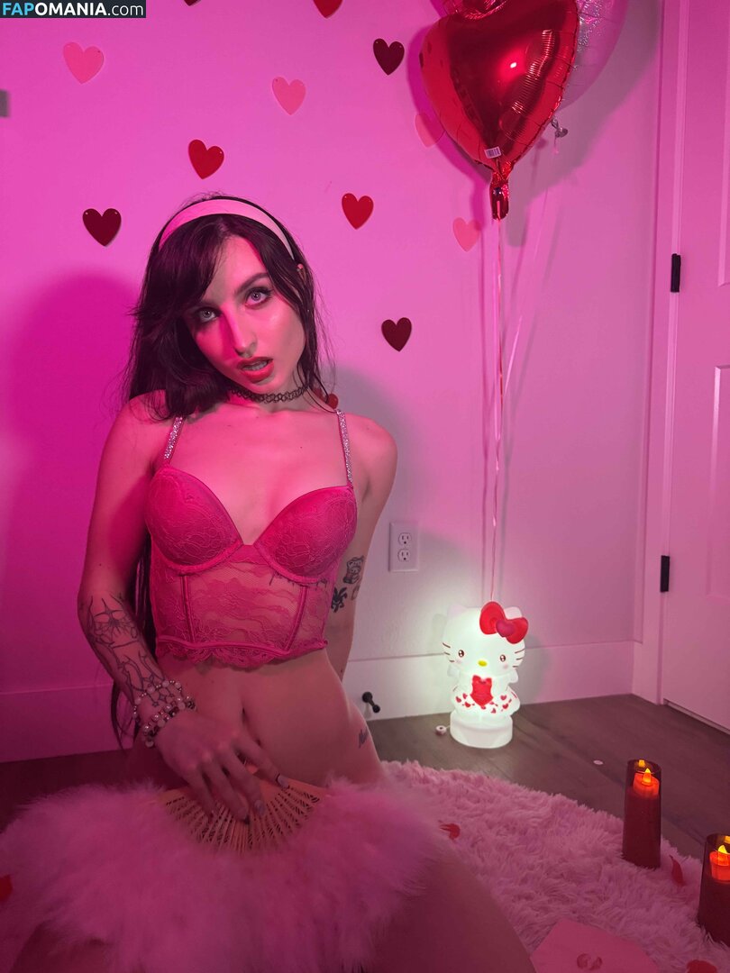 Beebee ASMR / beebeeasmr / beebeeasmr18 / beebeevip Nu OnlyFans  Foto vazada #438