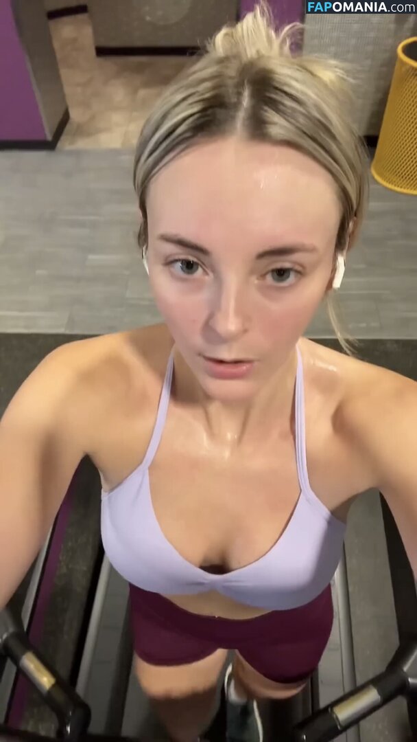 Beez ASMR / asmrmaddy / beezasmr / brynneharder Nu OnlyFans  Foto vazada #1