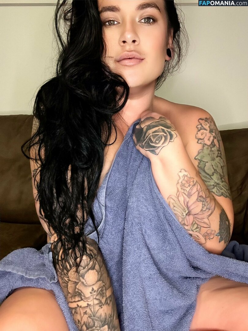 bekrose_x2 / liz_05_dixson Nu OnlyFans  Foto vazada #62