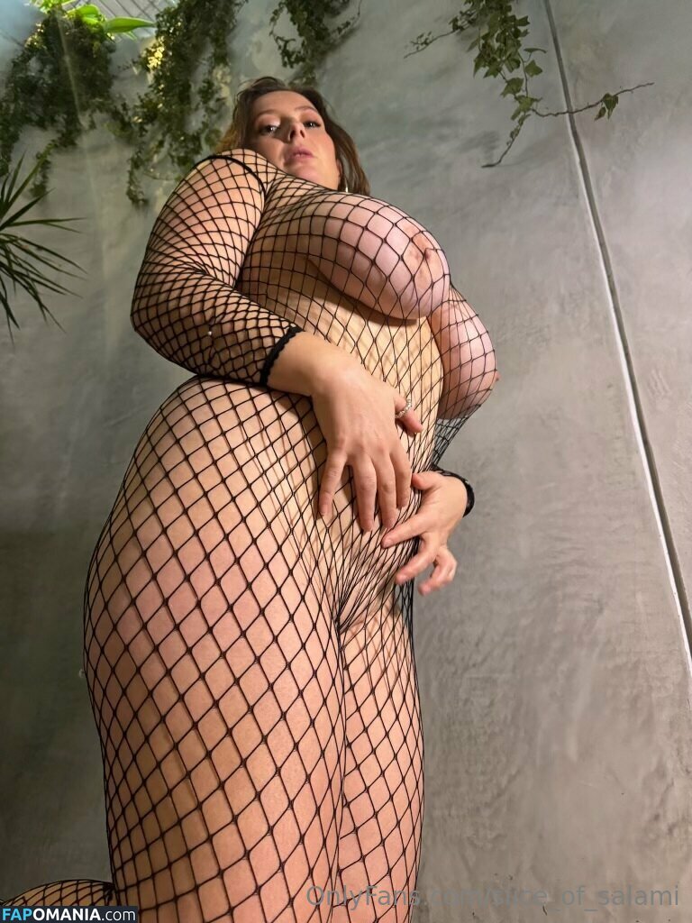 Bel Larcombe / Slice_of_salami_ / Bel Larcombe slice_of_salami_ / bel_larcombe_ Nu OnlyFans  Foto vazada #293
