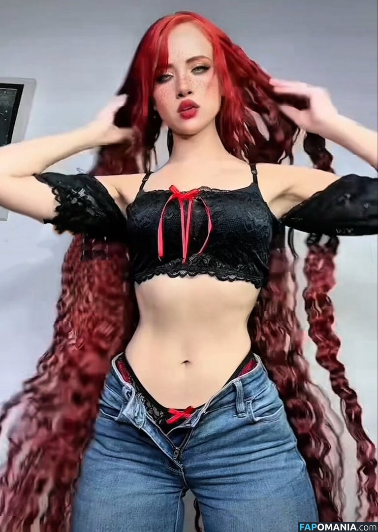 Bella Dueñas Nu OnlyFans  Foto vazada #1