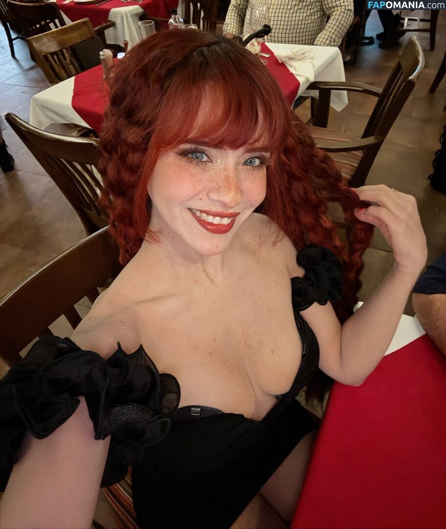 Bella Dueñas Nu OnlyFans  Foto vazada #5