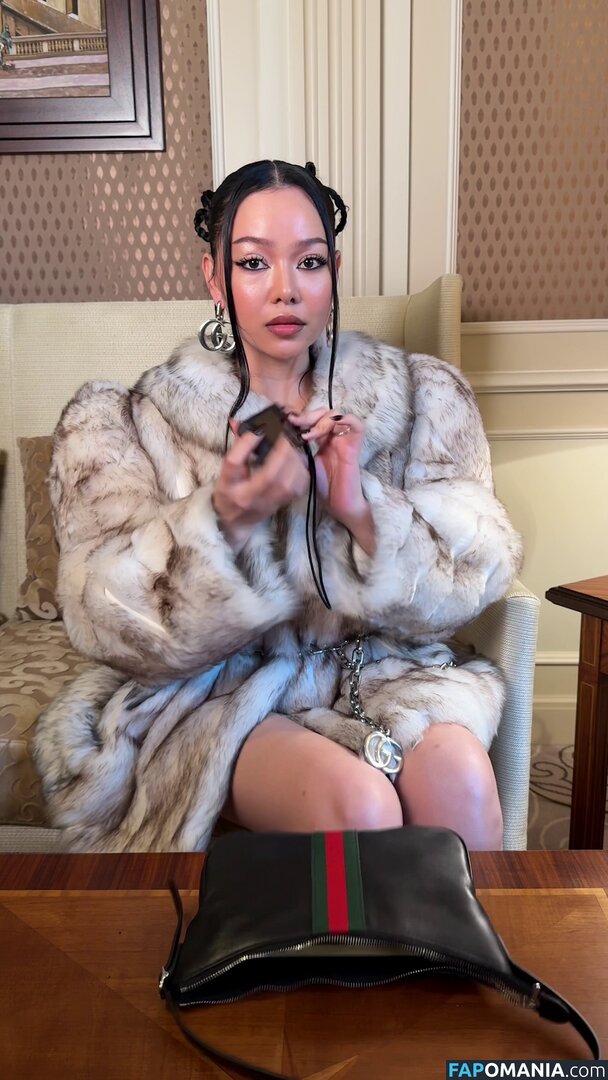 Bella Poarch / bellapoarch / bllapoarch Nu OnlyFans  Foto vazada #10