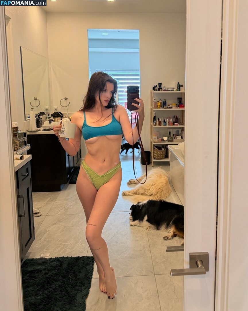 Bella Thorne / bellathorne Nu OnlyFans  Foto vazada #6