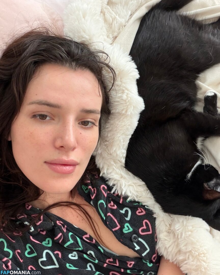 Bella Thorne / bellathorne Nu OnlyFans  Foto vazada #8