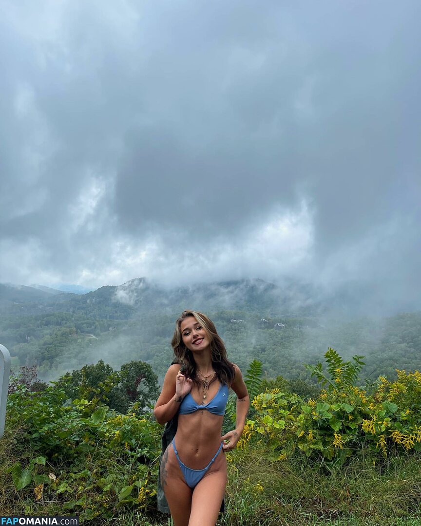 Bella / bellahadid / bellaraee Nu OnlyFans  Foto vazada #25