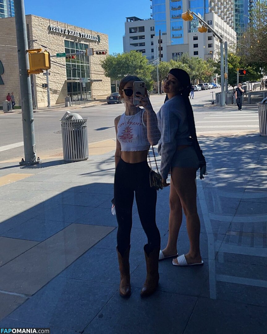 Bella / bellahadid / bellaraee Nu OnlyFans  Foto vazada #30