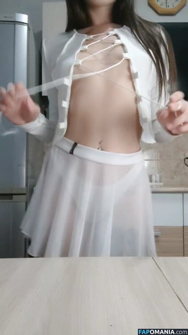 Bella / bellahadid / bellaraee Nu OnlyFans  Foto vazada #41