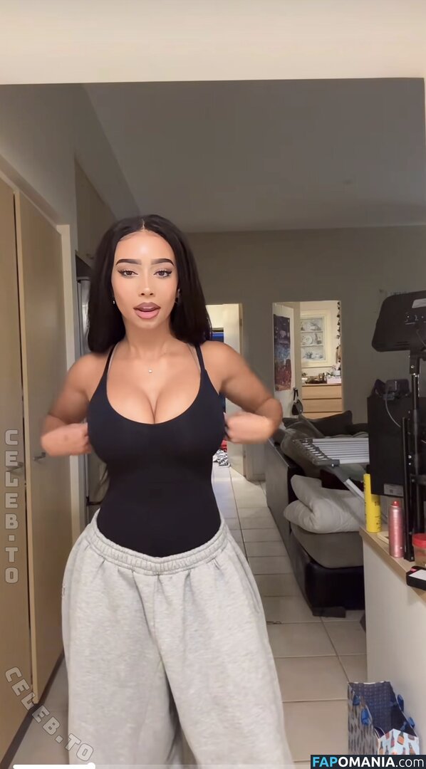 Bianca Alexandra / bianca.alexandrraa / itaintbee Nu OnlyFans  Foto vazada #4
