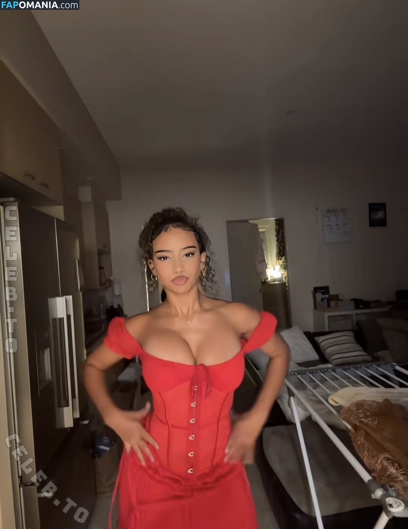 Bianca Alexandra / bianca.alexandrraa / itaintbee Nu OnlyFans  Foto vazada #5