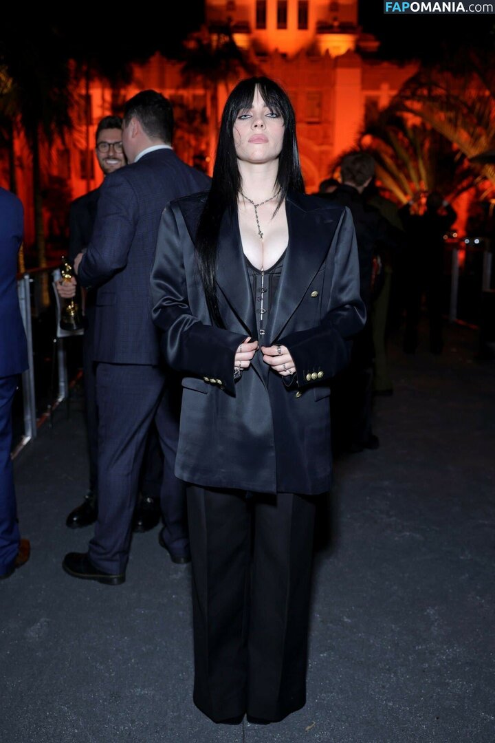 Billie Eilish / Fake / billeeilish / billieeilish Nu OnlyFans  Foto vazada #342