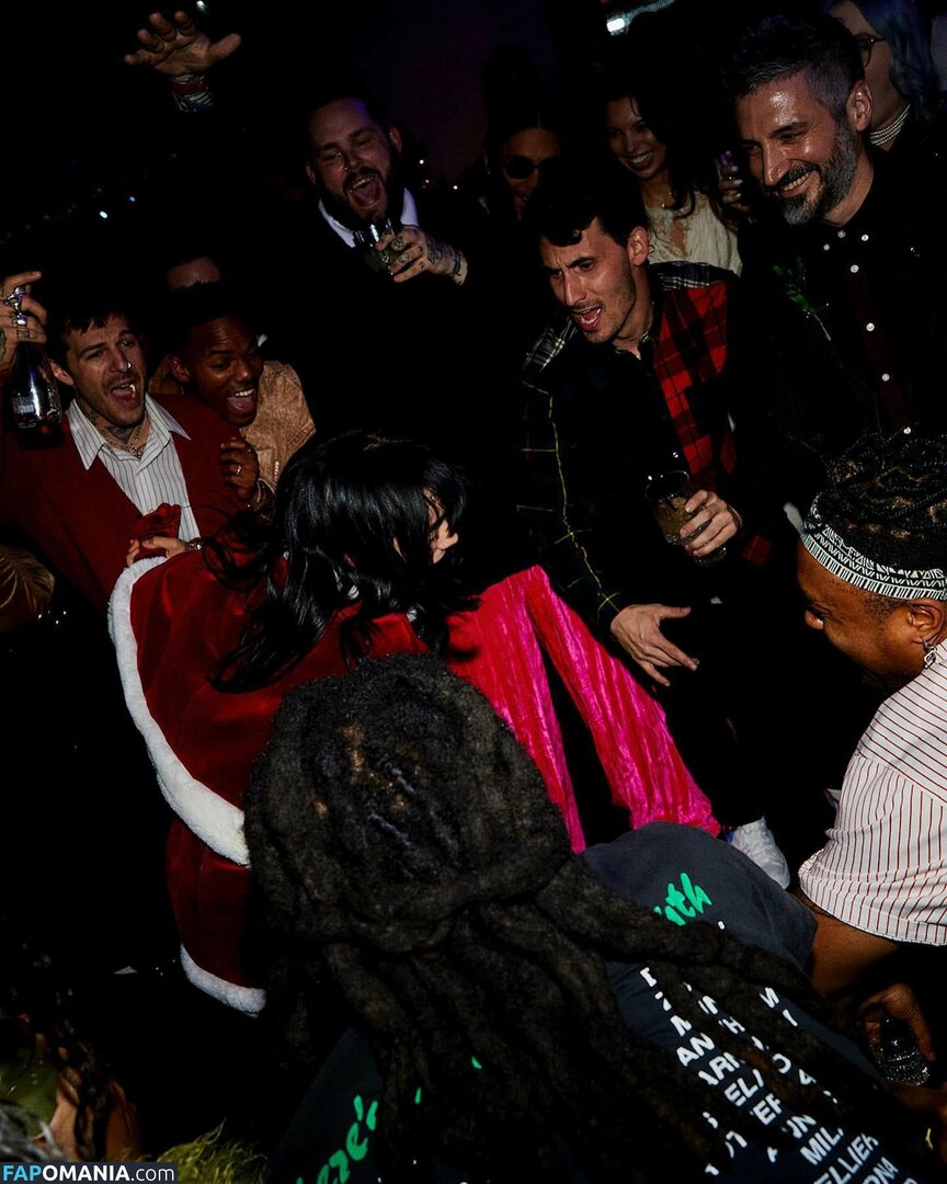 Billie Eilish / Fake / billeeilish / billieeilish Nu OnlyFans  Foto vazada #636