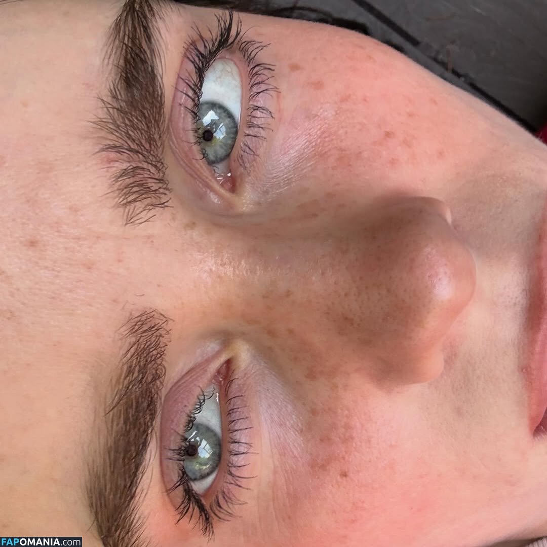 Billie Eilish / Fake / billeeilish / billieeilish Nu OnlyFans  Foto vazada #2233