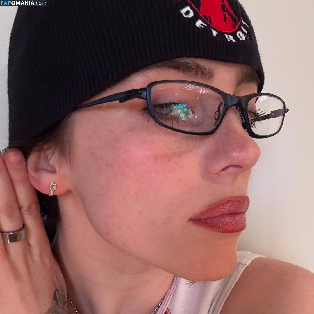 Billie Eilish / Fake / billeeilish / billieeilish Nu OnlyFans  Foto vazada #2235
