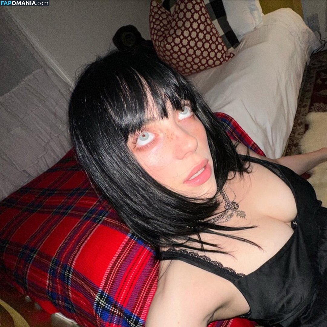Billie Eilish / Fake / billeeilish / billieeilish Nu OnlyFans  Foto vazada #2251