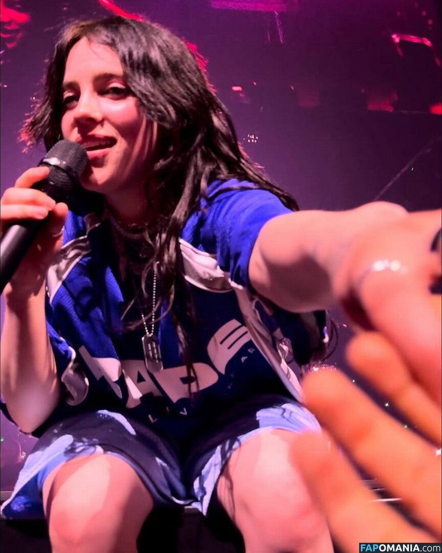 Billie Eilish / Fake / billeeilish / billieeilish Nu OnlyFans  Foto vazada #2256