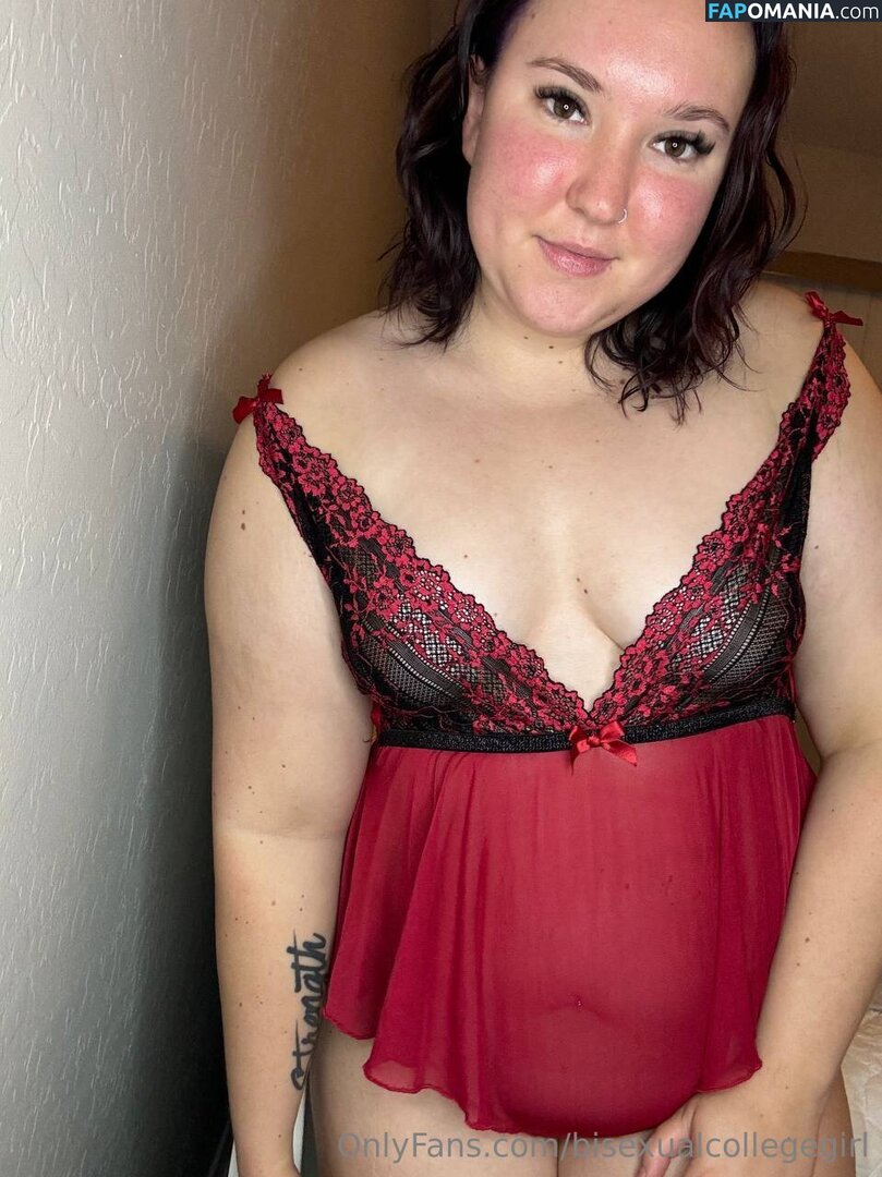 bisexualcollegegirl / rubitout Nu OnlyFans  Foto vazada #16