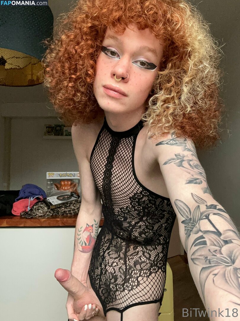 BiTwink18 / ZoeLaGoblina Nu OnlyFans  Foto vazada #28