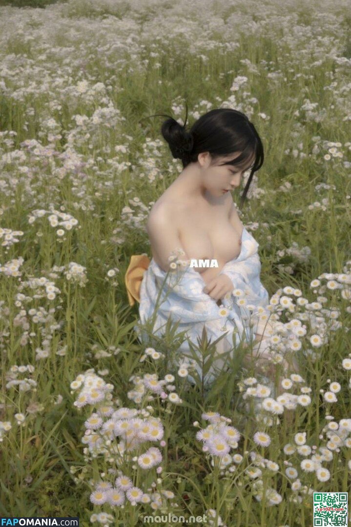 blacqkl / strangeqi / 关小雨 [BLACQKL] / 关小雨 白莉爱吃巧克力 / 白莉爱吃巧克力 Nu OnlyFans  Foto vazada #28