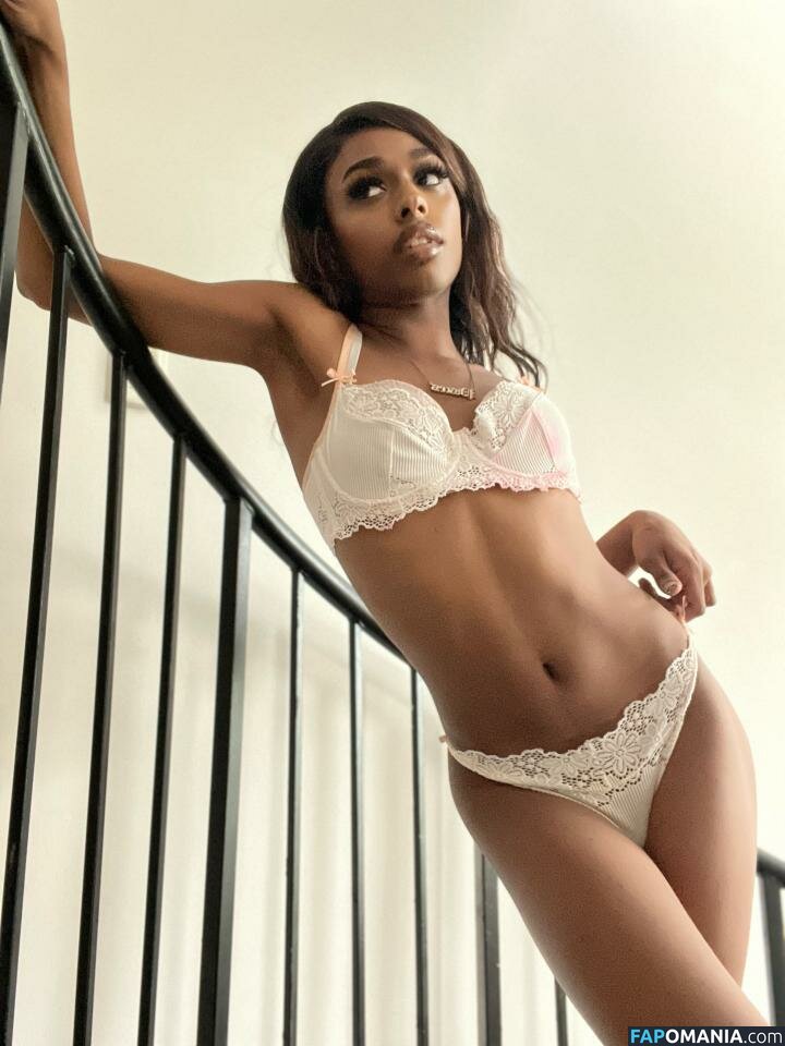 blckbarbi333 Nu OnlyFans  Foto vazada #15