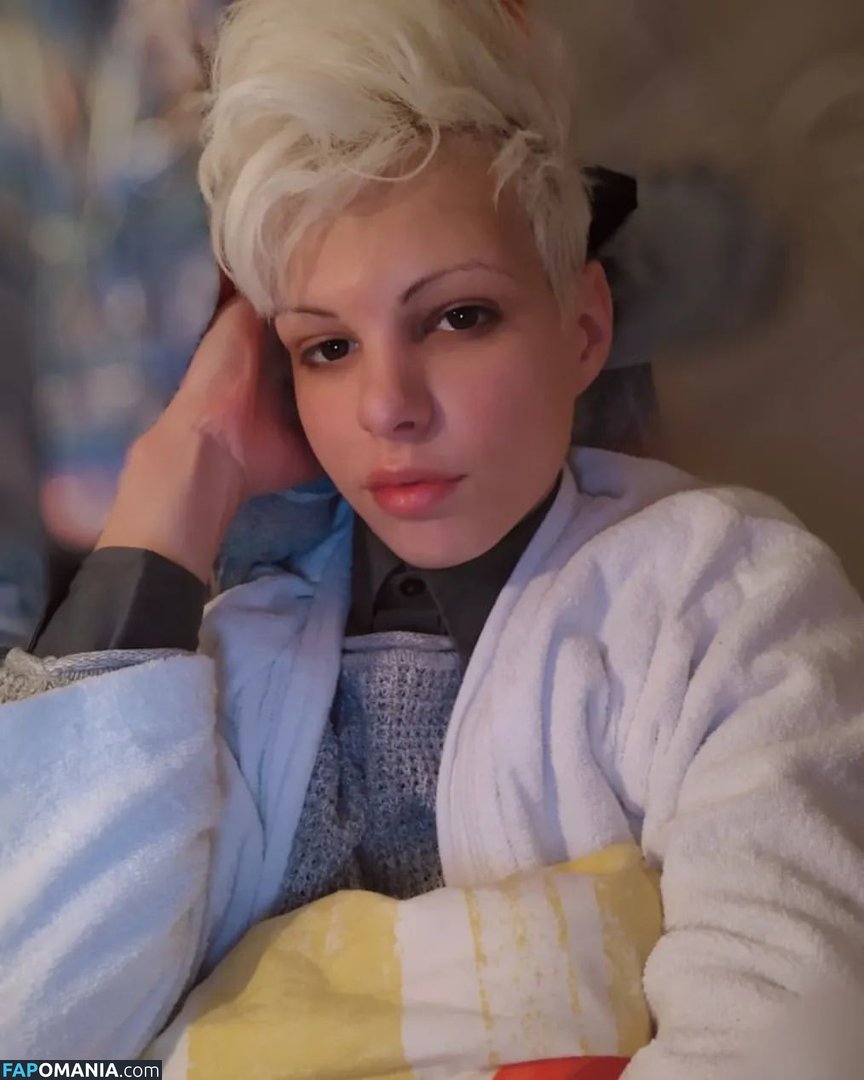 Blonditwink / blonditwink1 / femboytwink2 Nu OnlyFans  Foto vazada #15