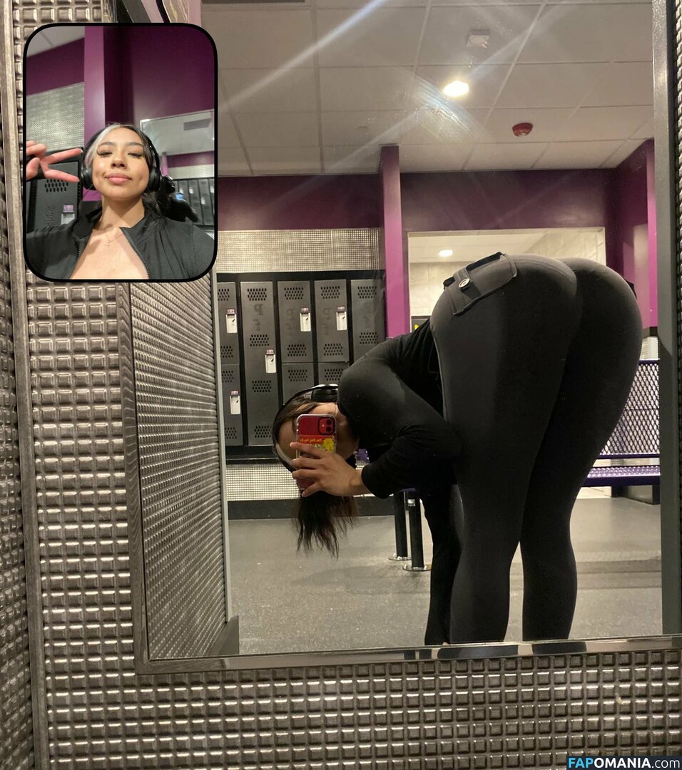 222harumii / bodyby.harumiii / emily_hernandez / harumi Nu OnlyFans  Foto vazada #25
