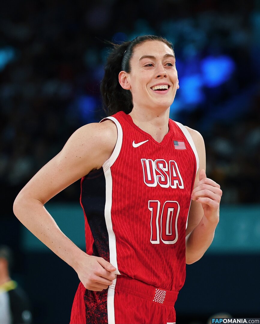Breanna Stewart / WNBA Player / breannastewart30 Nu OnlyFans  Foto vazada #12