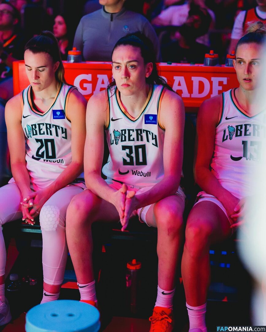 Breanna Stewart / WNBA Player / breannastewart30 Nu OnlyFans  Foto vazada #17