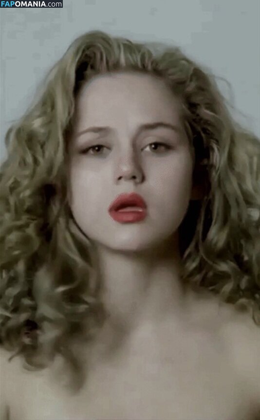 Brec Bassinger / brecbassinger Nu OnlyFans  Foto vazada #253