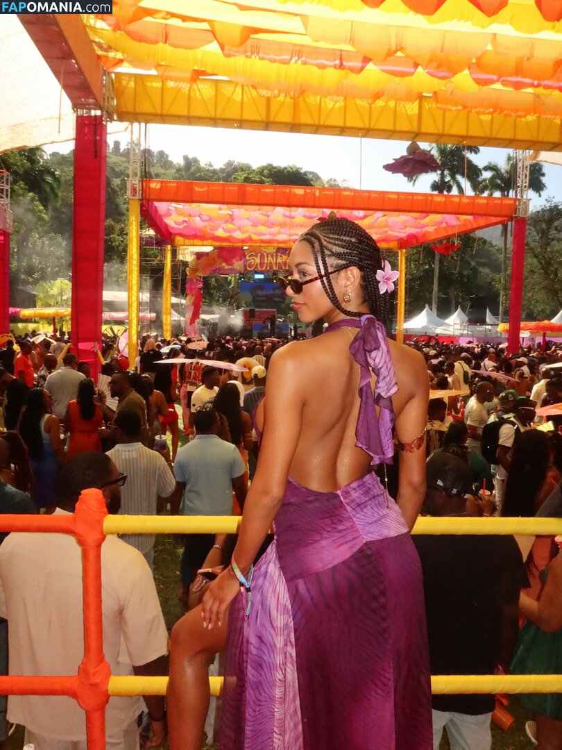 Briana Smith / brianaans / brianaas / brismith Nu OnlyFans  Foto vazada #300