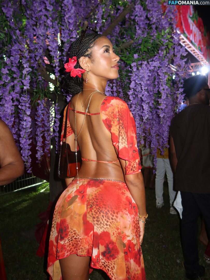 Briana Smith / brianaans / brianaas / brismith Nu OnlyFans  Foto vazada #303