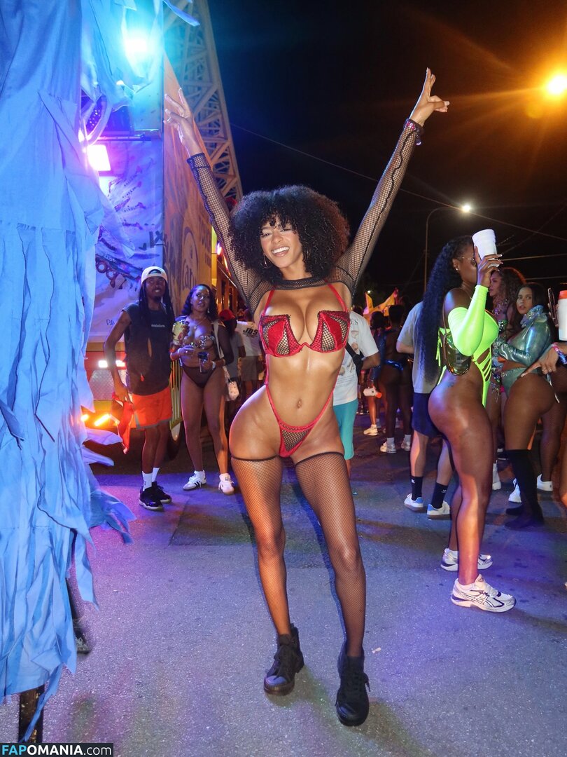 Briana Smith / brianaans / brianaas / brismith Nu OnlyFans  Foto vazada #304