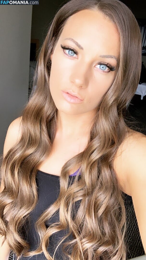 Britney Marie / brittney124 / ojosdelmar1 Nu OnlyFans  Foto vazada #17