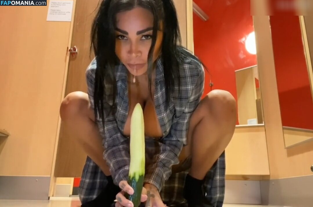 Brittanya Razavi / brittanya187187 / imbrittanya / seebrittanya Nu OnlyFans  Foto vazada #617