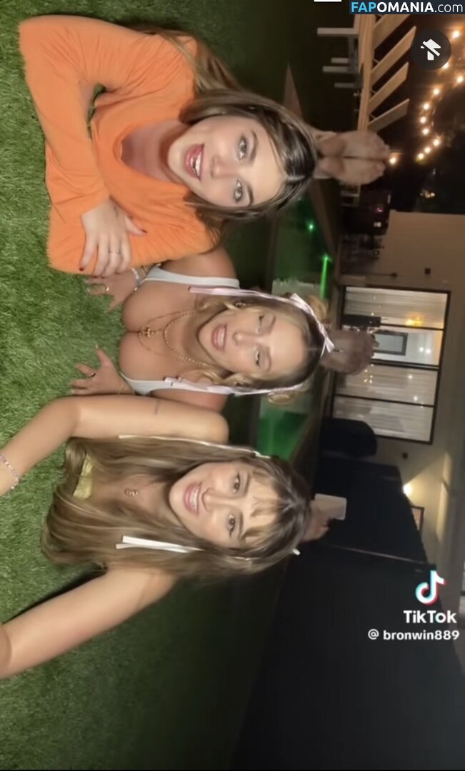 Bronwin Aurora / bronwinaurora / mjkjuice Nu OnlyFans  Foto vazada #2