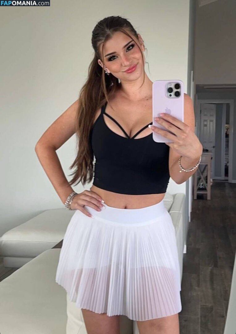 Brooke Monk / brookemonk Nu OnlyFans  Foto vazada #1