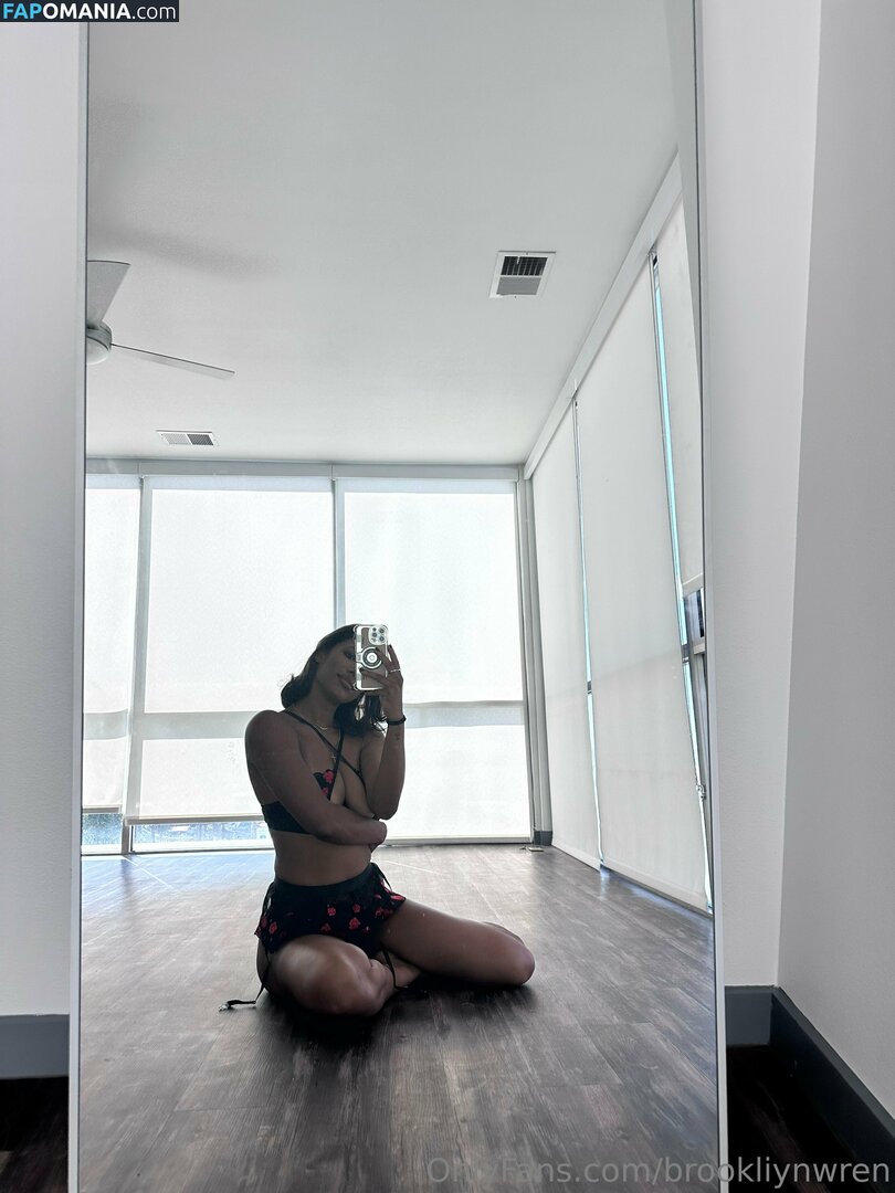 Brookliyn Wren / brookliyn_wren / brookliynwren / helloBROOKLIYN Nu OnlyFans  Foto vazada #741
