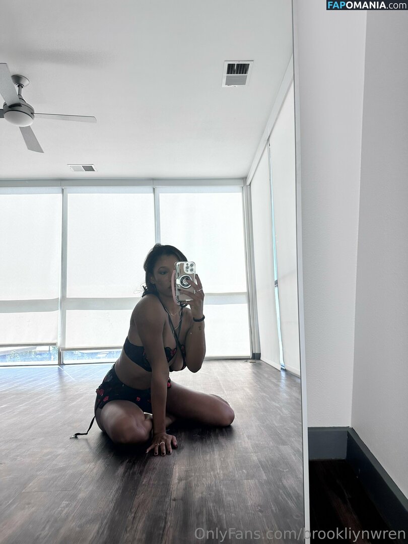 Brookliyn Wren / brookliyn_wren / brookliynwren / helloBROOKLIYN Nu OnlyFans  Foto vazada #742