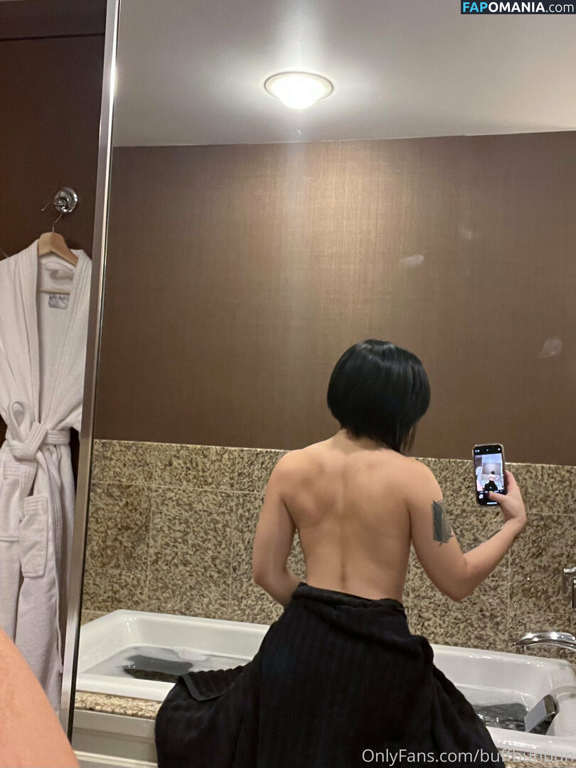 Buffbunnymika / buffbunbun / buffbunnymika_ Nu OnlyFans  Foto vazada #207