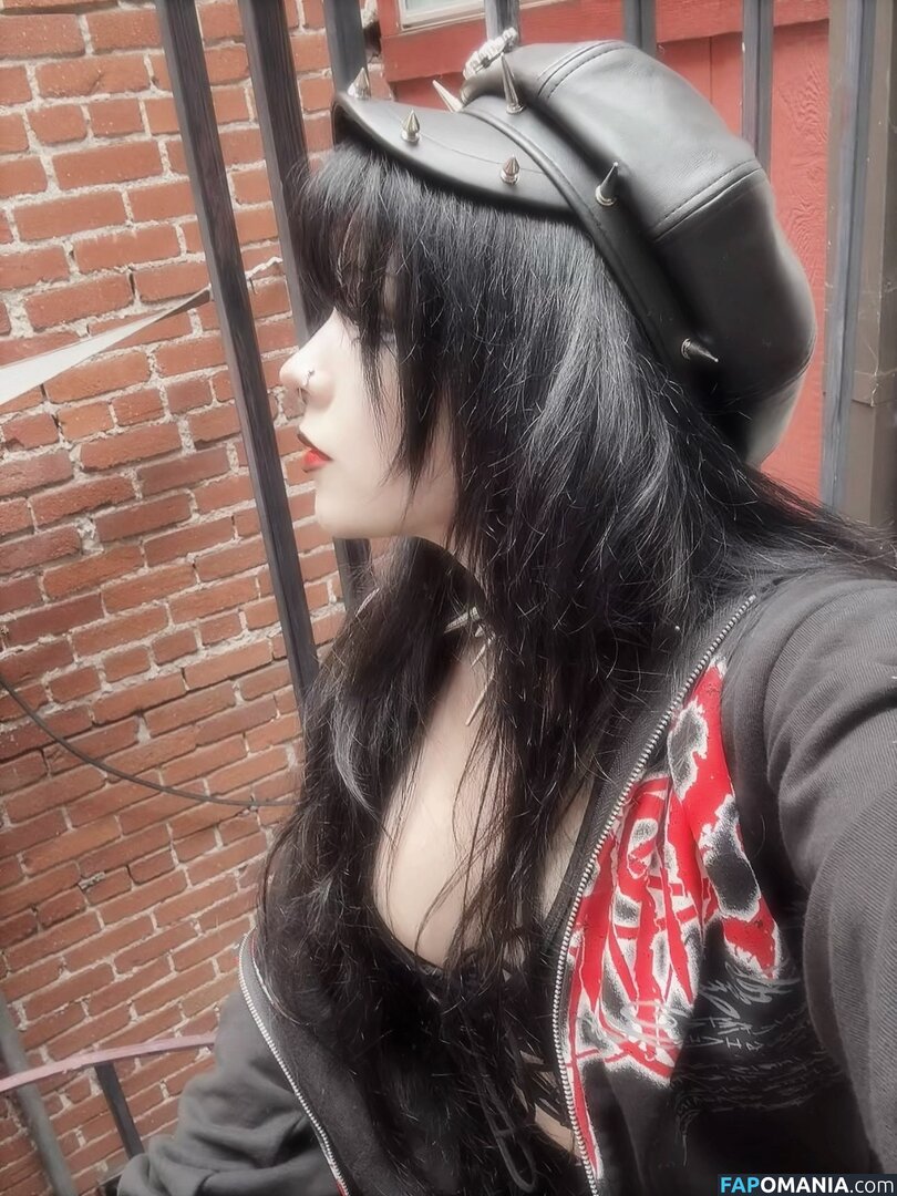 buffgothmom / xohmygoth Nu OnlyFans  Foto vazada #9