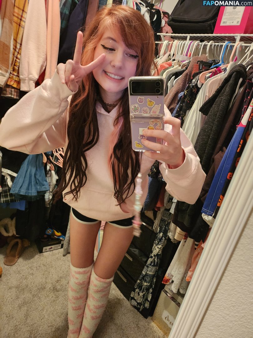 Bunimilk / Valslittleblog / Valsweetz Nu OnlyFans  Foto vazada #61