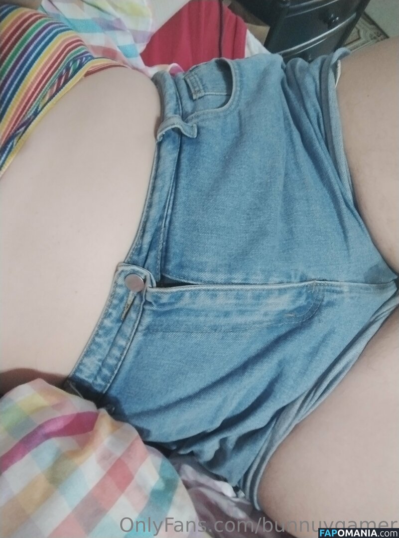 b_u_n_n_y__0_2_15 / bunnuygamer Nu OnlyFans  Foto vazada #11