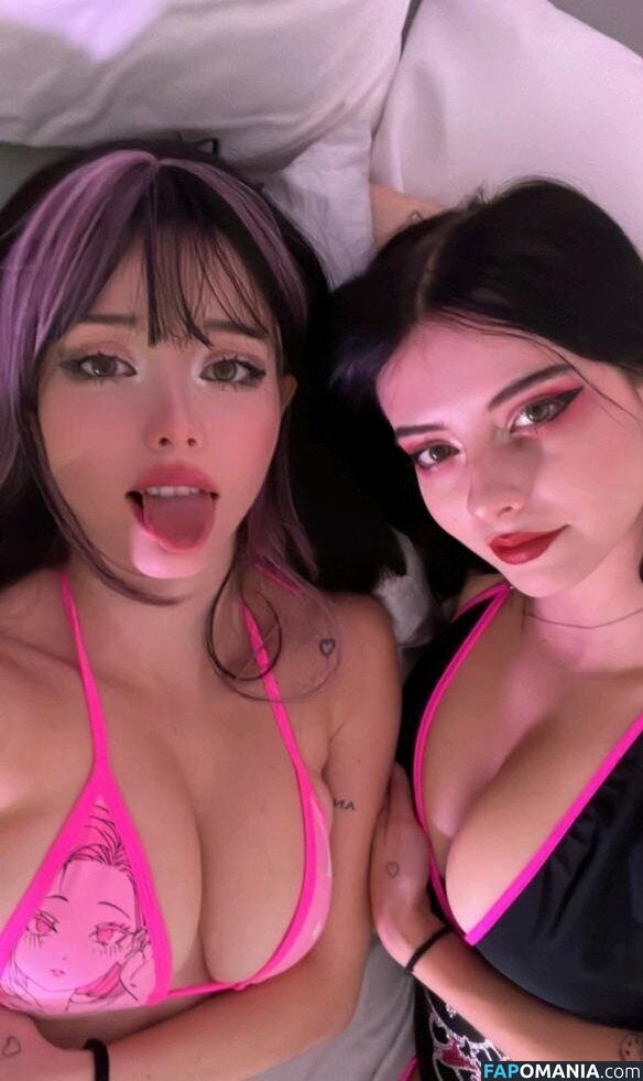 Burch Twins / juliaaburch Nu OnlyFans  Foto vazada #3