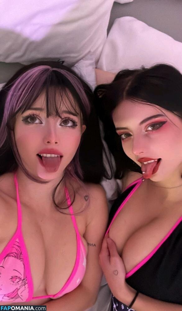 Burch Twins / juliaaburch Nu OnlyFans  Foto vazada #4