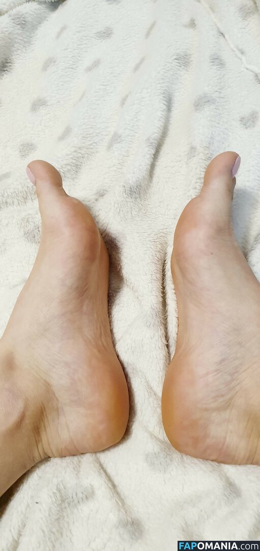 Busty_Ema / MrsRobie / Mrs_Robie / Wild_Kittycat / busty_model_ / bustyema / https: Nu OnlyFans  Foto vazada #328