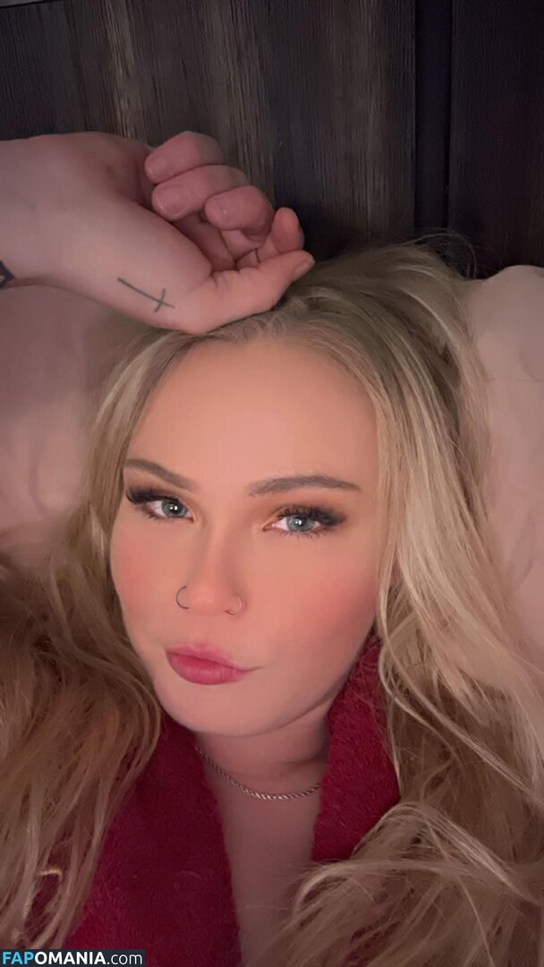 Busty Kristen from Iowa Nu OnlyFans  Foto vazada #4